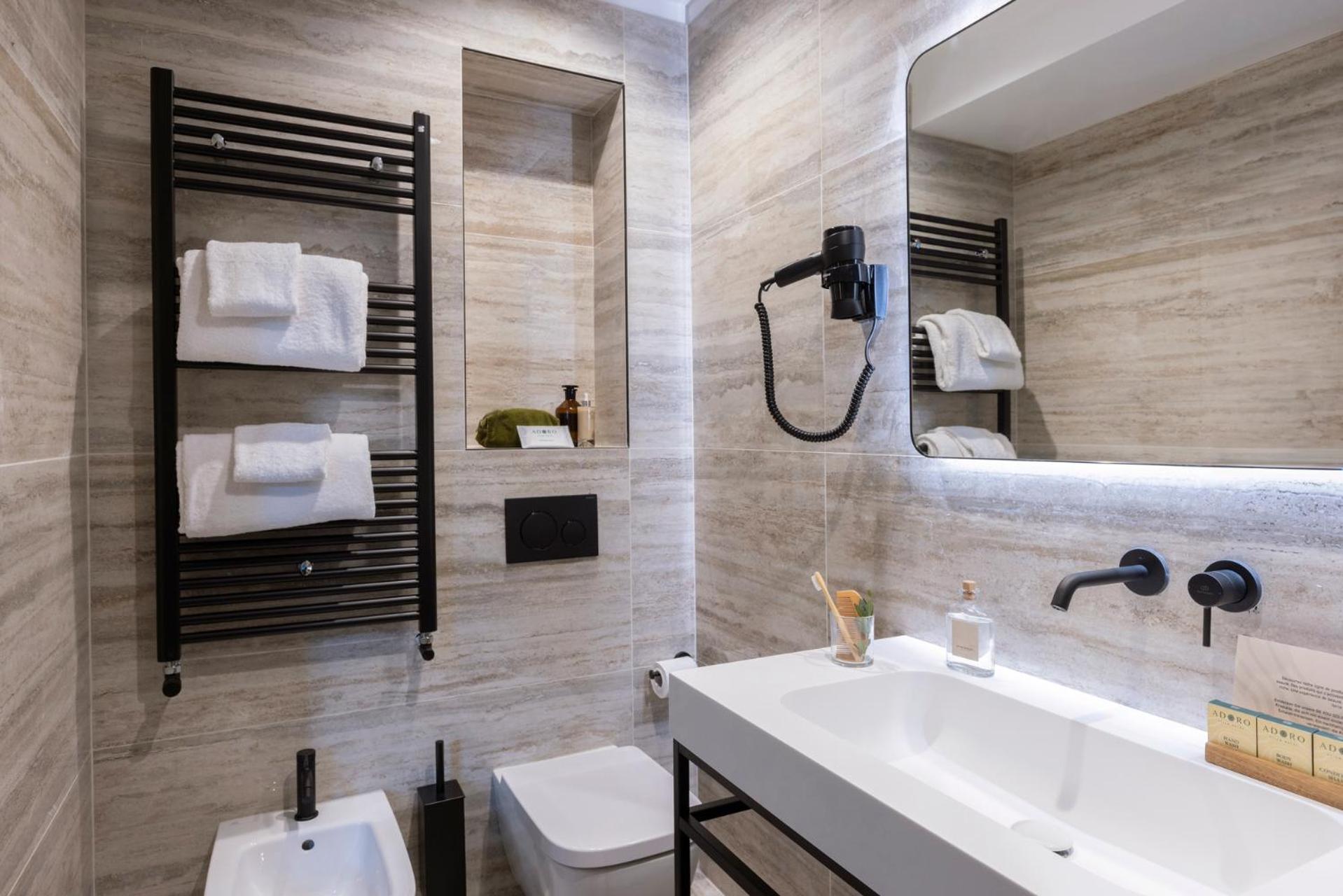 Adoro Hotel Rome Exterior photo
