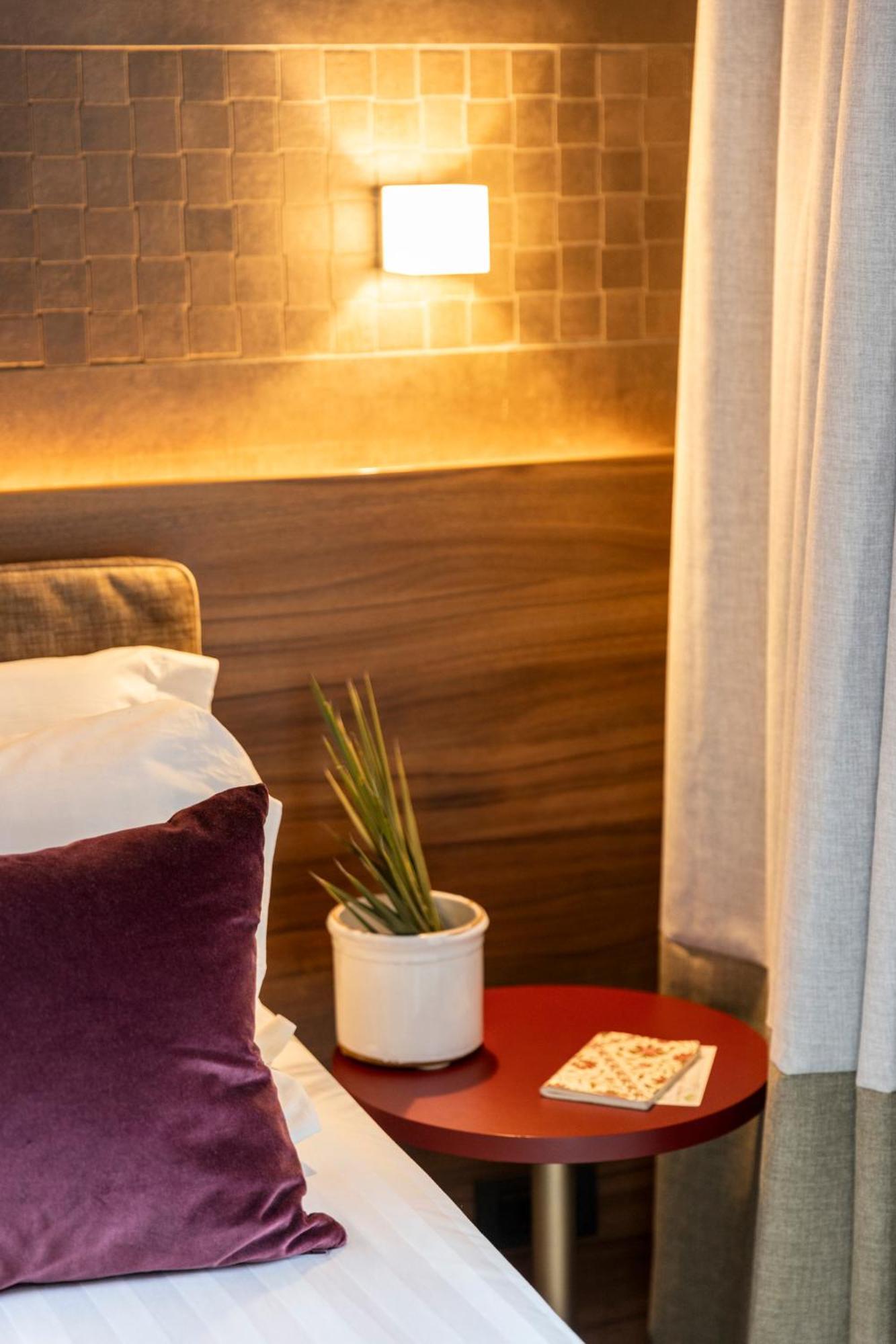 Adoro Hotel Rome Exterior photo